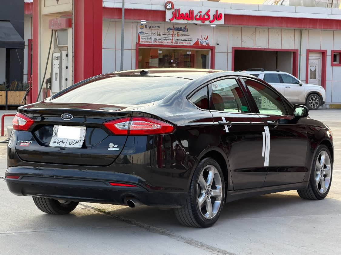 Ford fusion 
موديل 2013  
للبيع فقط بدون مروس بدون اقساط 
لون اسود
حجم محرك 4 سلندر توربو ECO BOST
گير محرك بشرط لا صرف ولا بخار 
صدر امامي خلفي جديد كهربائيات كل شغال تبريد شغال تخم تايرات جديد 
موصفات Se معروفه 
ويل كروم كود فتح بيبان تحكم ستيرن طرفين تحديد سرعه هند بريك كهربائي  شاشه جبيره كاميره خلفيه داخل بيجي وباقي مواصفات معروفه 

صبغ..2 قطع جاملغ خلفي باب سائق خلفي بدون دواخل بجم كبس 
سعر..(87$) وبي مجال بصيط
رقم هاتف:.(***********)
مكان السياره:.كركوك📍 كركوك, العراق
