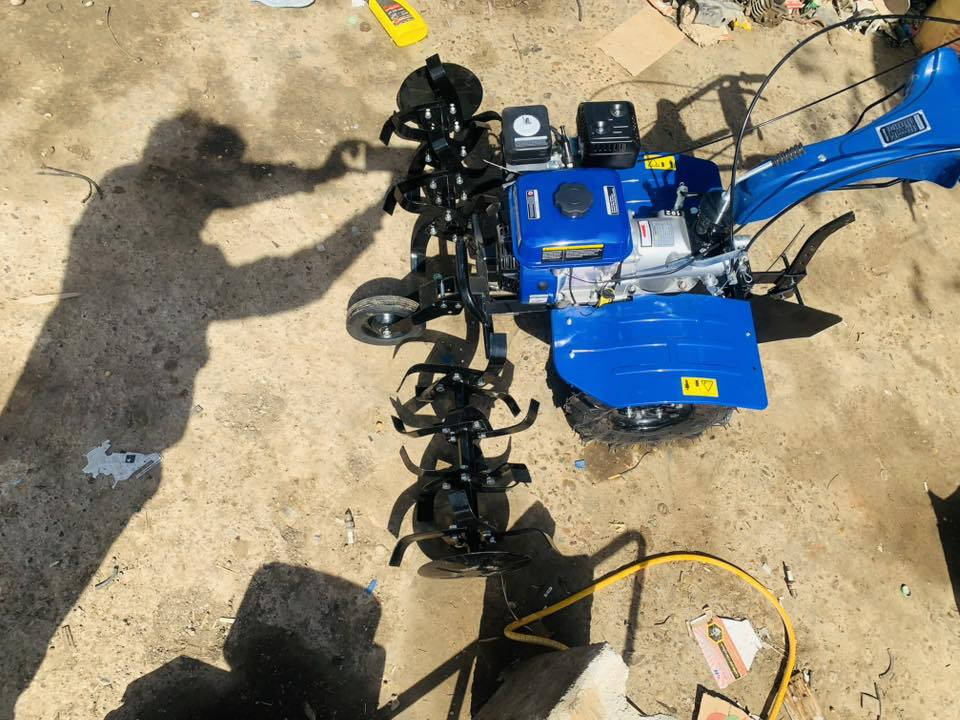 السلام عليكم آلية عمل رفاسة وديجر مكينة وكير اكلج وبريك  وبانزين رفاس طماطة وبساتين وبشوت تفاح جديدة وغراضهة متوفرة بكل مكان مكاني مدخل السجلة التواصل الرقم ***********
