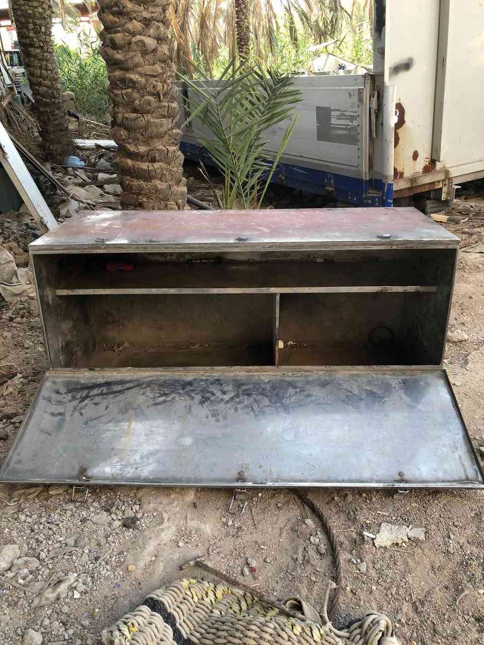 السلام عليكم صندوك ستيل ياباني اصلي عنواني بصره ابو الخصيب للستفسار ***********
