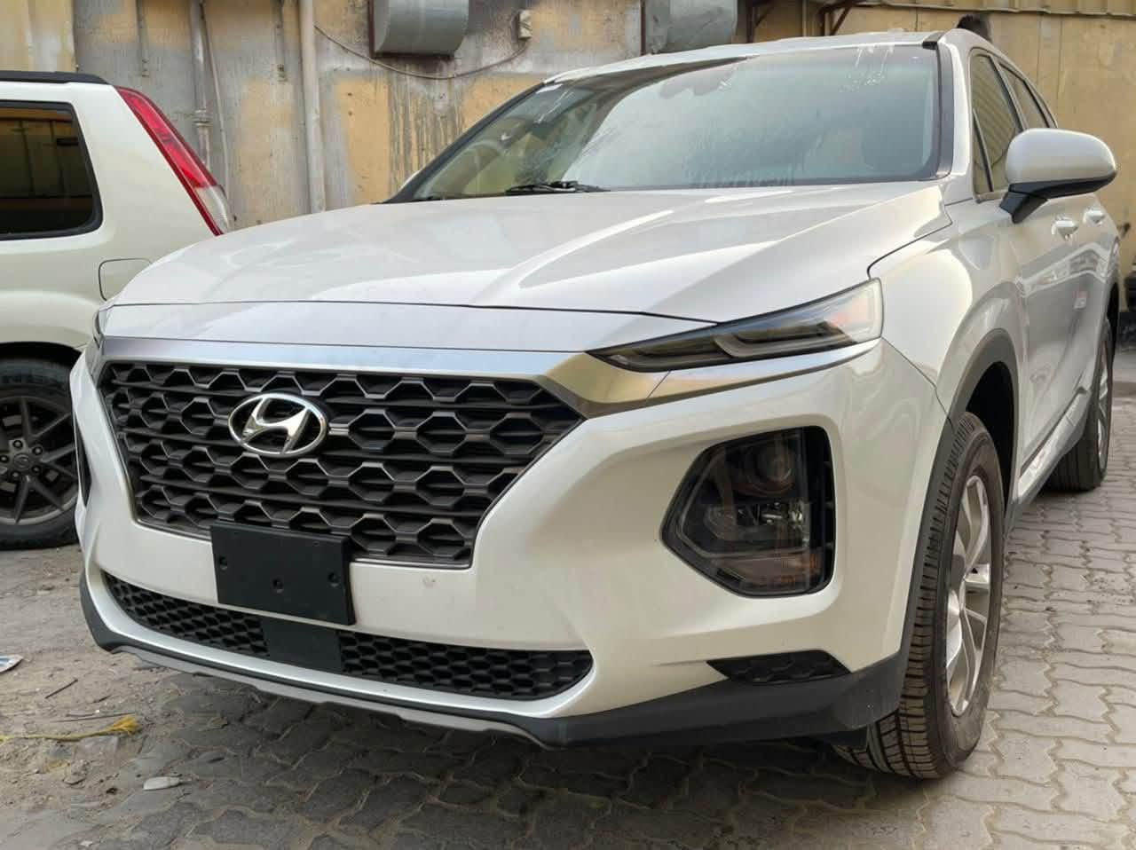 هيونداي سينتافي موديل 2020 للبيع
وارد امريكي رقم بغداد 

التفاصيل في الفيديو والصور أسفل البوست

السعر للتواصل عبر الواتساب: ***********
