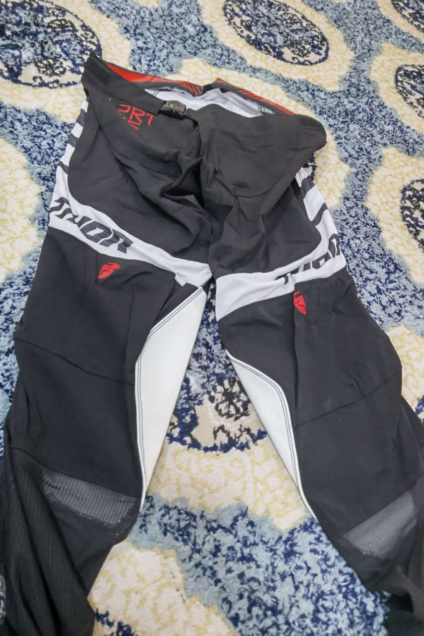 متوفر توصيل اسعار مناسبه


**إذا كنت صاحب هذا الإعلان وتريد حذفه لأي سبب، رجاءا أرسل رسالة إلى الدعم الفني**