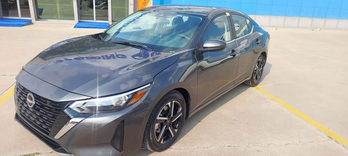 نيسان سنترا 2025 بيع عام صبغ بدون دواغل ماشيه 1الف مواصفات SV سعر109مكان اربيل *********** أربيل, العراق
