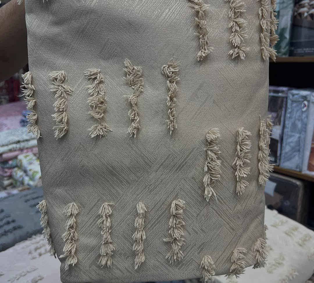 # عرض خاص جداااااا
برده بوهيمي مع تول مبطن ٣ قطع درجه اولى 
كل قطع متر ونص 
القياس العرض ٤ متر ونص 
الطول ٣ متر نفس الصوره 
● السعر ٣٠  ألف 👉👉

(ضمان #استرجاع المنتج ان لم يكن مطابق للصورة او المواصفات المذكورة بوجود المندوب ودفع اجرة التوصيل فقط)👌🏻 

🚙يوجد خدمة توصيل بجميع مناطق بغداد ( ٥ الاف)🚙

🚙ولجميع محافظات العراق ( ٦ الاف)🚙

📩للطلب او الأستفسار يرجى مراسلة البيج أو واتساب ***********
