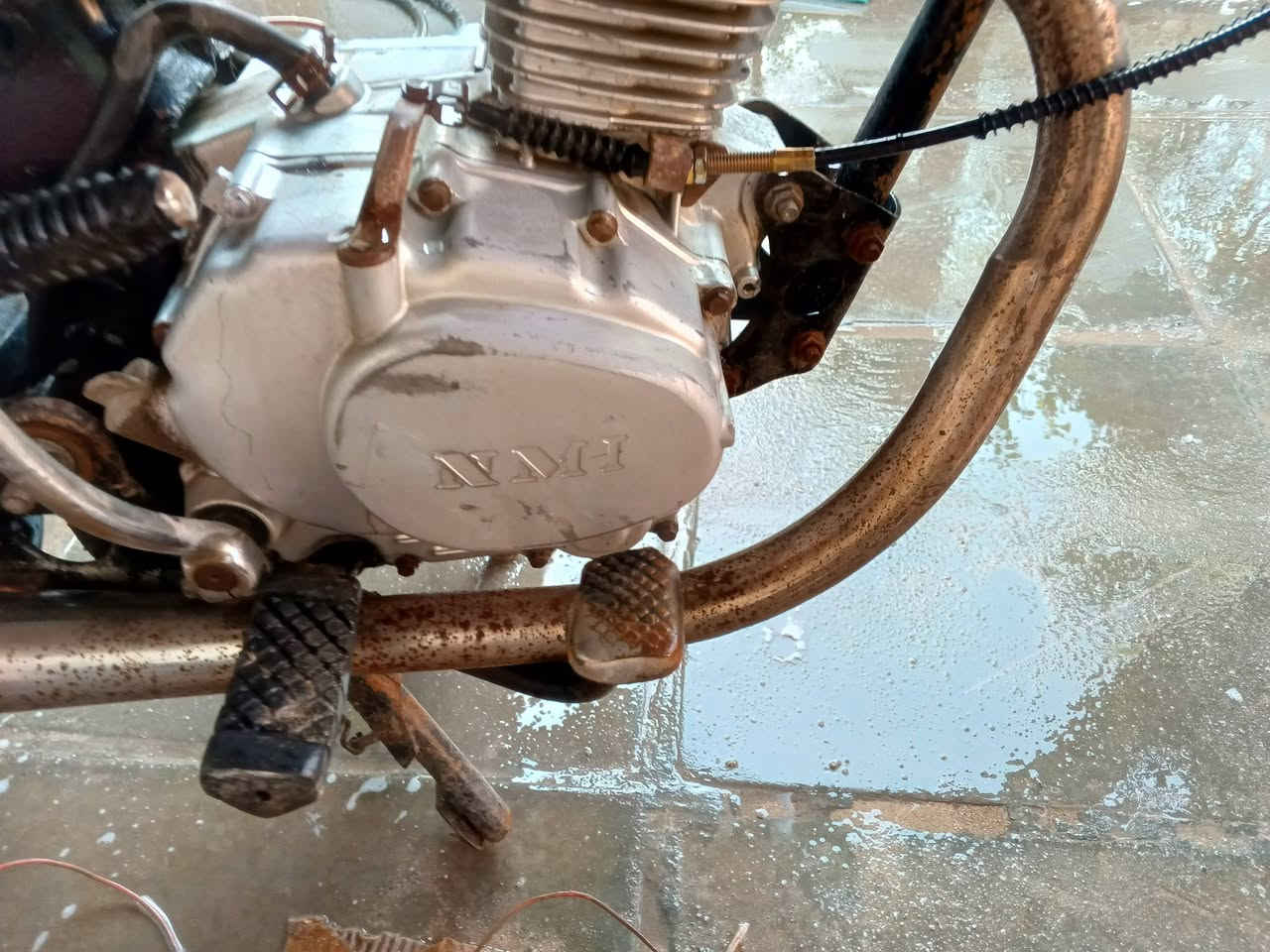 من رخصة الإدارة

سلام عليكم شباب دراجة ايراني للبيع مكينه مكفولة وخرسة نقصهة فراك كلج وتانكي  بس للعلم صندوك مخلي بس عن مشتركات  السعر 300 وبيهة مجال كلش قليل فدوة رحتلك مو شراي لتخابر مكاني بالبصرة ابو خصيب حي عسكري رقمي للتواصل ***********
