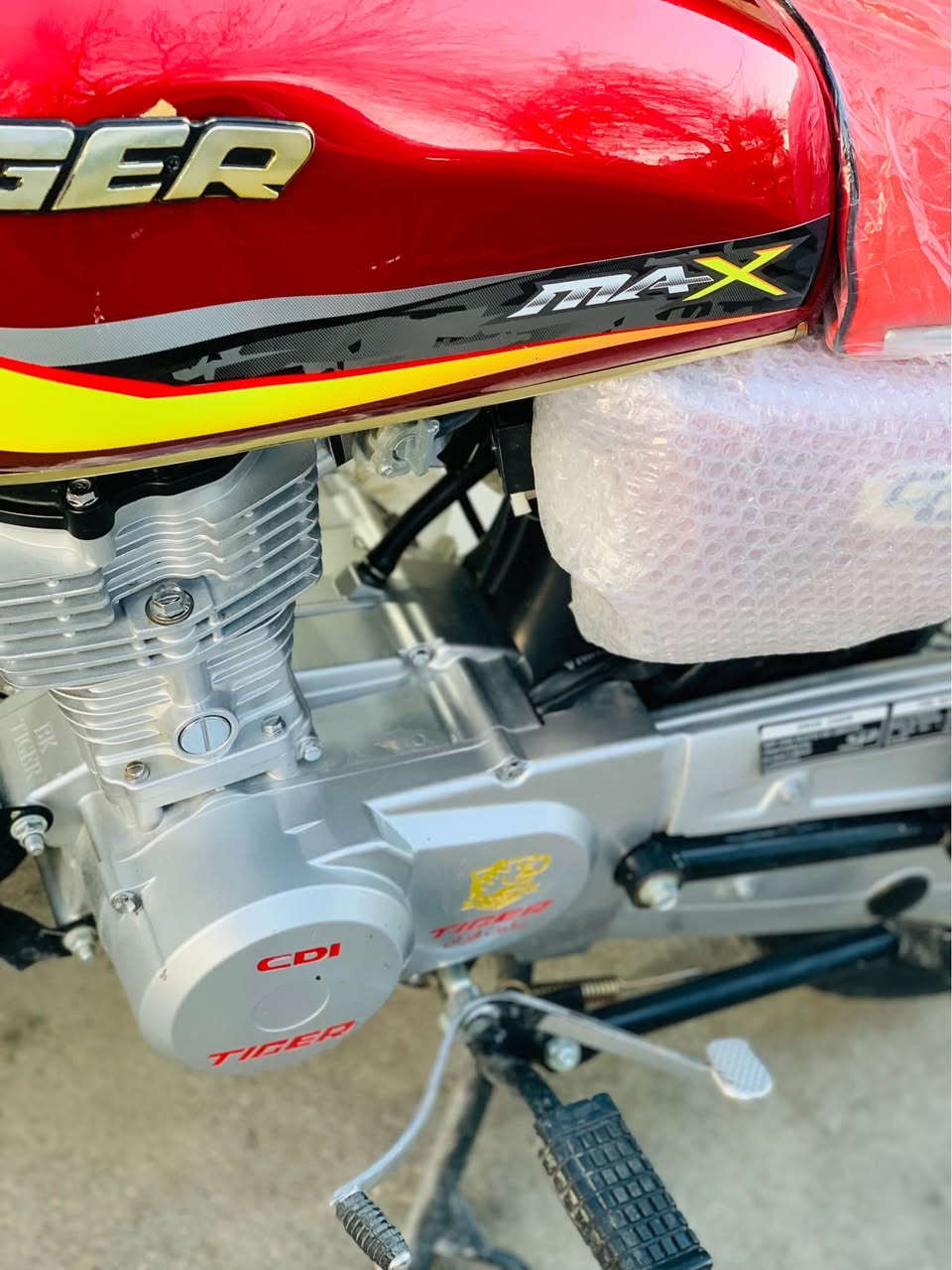 ٥ هەزار ڕۆشتوە لۆک لۆکە نرخی ٦٤٠ هەزارو معاملە مەنەفێستی لەگەلە لە سلێمانیم السليمانية, العراق


**إذا كنت صاحب هذا الإعلان وتريد حذفه لأي سبب، رجاءا أرسل رسالة إلى الدعم الفني**