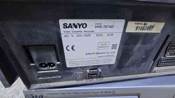 ڤیدیو sanyo 6  heed
شغال عند موشکلیة بل هید بدون كونترول سعر25الف
***********اربیل
