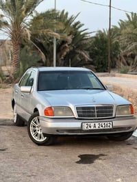 مرسيدس 230 • اوتوماتيك • شاشة اندرويد