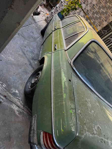 السلام عليكم 
سيارة مارسدس ١٩٨٣ بأسمي سنوية ورقم انكليزي كير ومحرك ونجي  سعر ٣٥ وبيها مجال بسيط 
للإستفسار 
***********
***********
