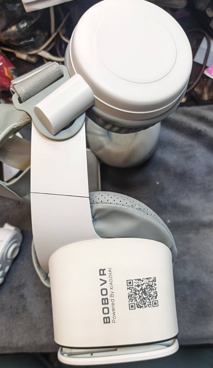 نظارة VR ماركة BOBO Z6

 نظارة الواقع الافتراضي 

مع ريمونت تحكم 

سماعات صوت مجسم 

تربط بلوتوث 

توافق جميع  الهواتف 

Android 

iOS 

لون ابيض 

تشغل 25 ساعه متواصله 

سعر 40 الف دينار

‏                       العنــــــــــ🫵ـــــــــوان               
‏                      بغداد الحرية الثانية 🫡              
‏                      قرب مطعم ابو خالد🍛🍖         
‏                     مقابل مقهى الكادحين☕             
          ‏     للاستفسار وتساب📞***********    
‏                اوقات العمل من الساعه9 صباحآ🕘   
‏                       الى الساعه 11 مساءآ🕥            
‏                           اهلا وسهلا بكم🎇                  
        ‏    🛵 توصيل بغداد وجميع المحافظات 5 الاف

