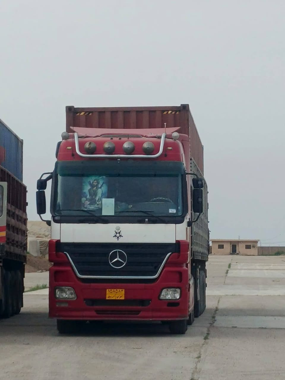 السلام عليكم مكلف بالنشر
للبيع اكتروز 2006 رقم اربيل شرط التحويل 
مكفوله كفاله عامه للاستفسار الاتصال ‏‪***********‬
