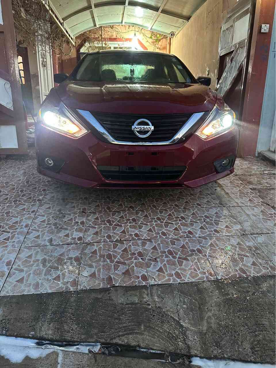 السلام عليكم نيسان التيما ٢٠١٧ للبيع مواصفات SV معروفة تشغيل بصمة و ابواب بصمة و كشن جلد و تحديد سرعة و كشن سايق كهربائي و كاميرا خلفية سيارة استخدام شخصي كلش جديد حادثها فقط جاملغ امامي سكن موضحها بصورة بدون دواخل و طرف السايق بس بخ فقط يعني السيارة بيها ٥ قطع بدون حادث و بدون معجون بخ فقط و بيها مكانين بارد و سيارة ماشية ١٢٢الف كيلو متر مو ميل سنويتها صاقطه صارلها ٥ اشهر . سيارة جاهزة بدون نواقص محرك كير تبريد تدفئة كهربائيات كلها شرط تراي وين مايعجبك مكانها كركرك شراي خابرني و تدلل مو شراى لا تخابر رجاً و تفاصيل كلها كاتبها سعرها 108 و بيها مجال   . 
سلاوى خواتان لى بيت التيما ٢٠١٧بو فروشتن سيارةكة مال دؤستة خاوينه هةموو گيانى بةشةرت پێش وپشت کەپس سيارةكة ٥ پارچةى سبوغة بى دعم تةنيا پةمپ كراوة مواصفات SVية گير و مةكينةى ساردى و گةرمى هةموى بةشةرت سعرةكةشيم نوسيوة ورقم تةلةفونم داناوة كريارى تةلةفون بكة اتخةمة سةر سةرم ***********0️⃣7️⃣7️⃣0️⃣4️⃣0️⃣3️⃣8️⃣9️⃣2️⃣9️⃣ كركوك, العراق
