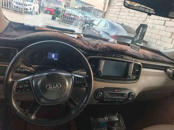 سورنتو موديل 2019  6 سلندر  شحن لاسلكي حساسات ملي شفط   4 انضمه قياده مكفوله تخم تاير رقم انگليزي قادسيه ب اسمي نضام ترحيب السعر 248 مكلف بل نشر للتواصل عله الرقم
***********
