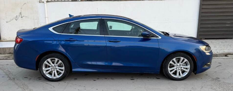 للبيع كرايسلر C200 كيرمحرك بشرط مامفتوح صدر امامي خلفي جديد تايرات باتري جديد السيارة عليها ادامه كامله مابي نقص سنويه ورقم وهزه جديد بي كوبون بنزين السيارة بي 3 قطع صبغ مع هلال بدون دواخل بدون ايرباك السعر 97 وبي مجال بسيط فول مواصفات كشنات جلد كشنات كهربائي تدفى بصمه تشغيل بصمة ابواب تحكمات استيرن شاشه كبيره كامره حساس خلفي هندبريك دكمه كير ماوس لايت اوتو ليد امامي ليد خلفي مرايا كهربائي جامات كهربائي تشغيل عن بعد قفل مركزي سنتر لوك بعد بي اهوايا مواصفات العنوان كركوك القادسيه شارع ابو وليد *********** ابيع نقد ومااراوس رجاءا كركوك, العراق
