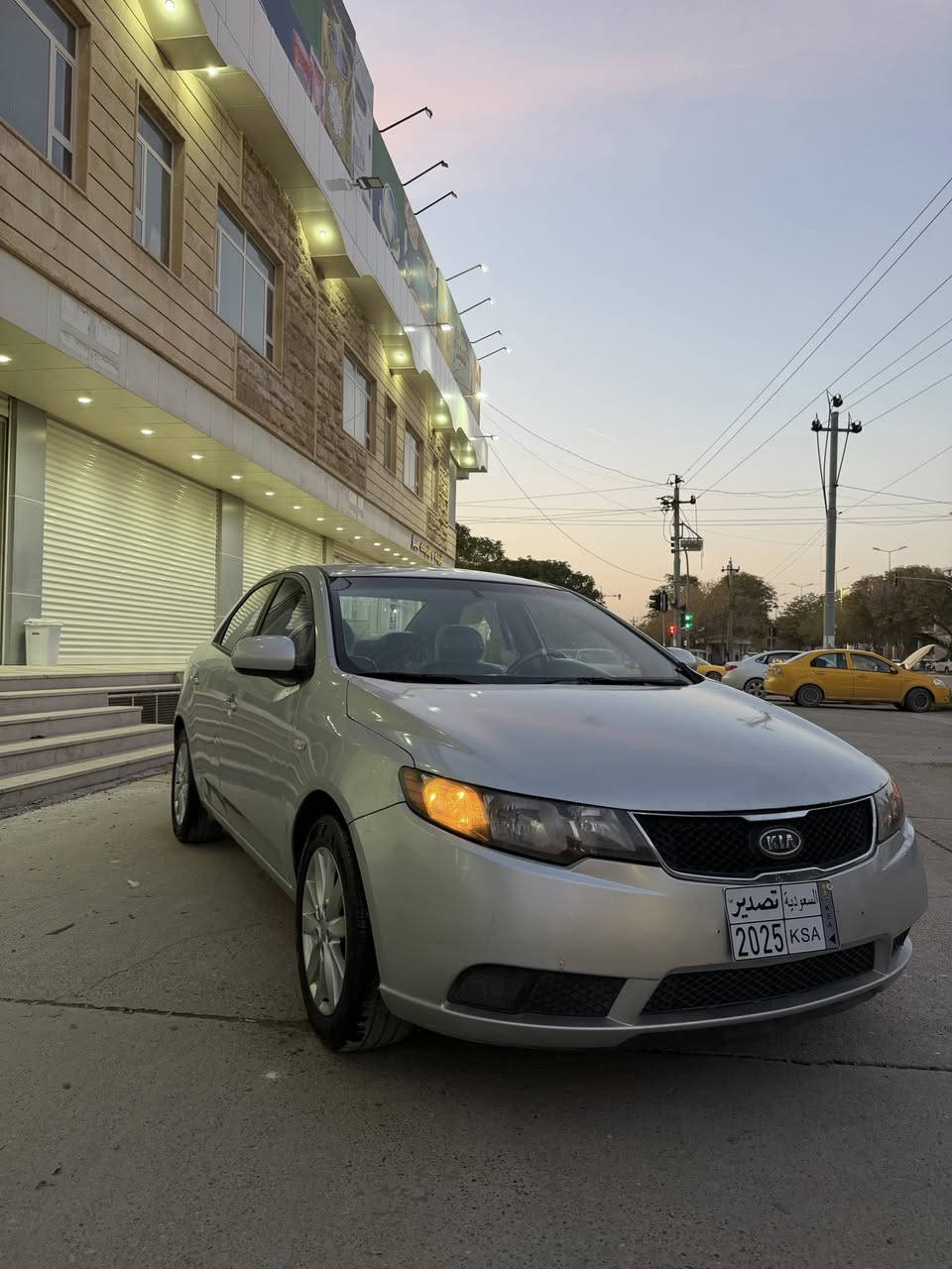 سەرەتا بەناوی خوا🤍
كيا سيراتو 2008((بڕاوە.بڕاوە))⚜️
بةتامي ساق 
❄️تەبرید لەسەر سویچ🔥💥
ویل گەورە🛞
بەنزین زۆر کەمەخوا 🔥
 بێ دەعم بێ لێدران 
 بي كةڤر كوراو ئةو شتانه 
بل پاکەتتە((📦📦))
سەقفی بۆیاخی نیە شوشەیە شوشە((✨✨))
سەیارەکە مەکینە ١٦ ((مەرخوبە)🌹
گێڕ و مەکینەی بەشەرتی ١٠٠ فیتەر💯
!کامل جائیز کراوە 📦 
سعری:  تةلةفون بةكة ئةكةر مشتريت لةخةزمتام 
ژم :***********
