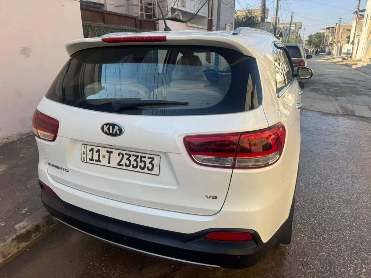 السلام عليكم سورنتو للبيع موديل 2017 تفاصيل فول مواصفات من عده الفتحه تفاصيل واتساب السعر 205 
***********
