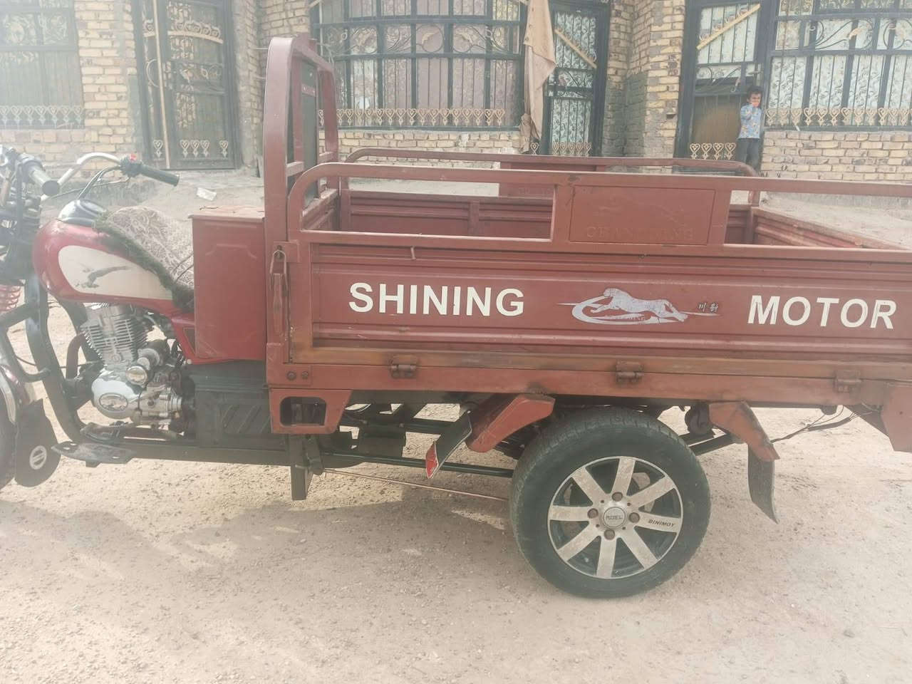 سلام عليكم ستوته له بيع مرتبه جهازه محرك جديد ما عايزه شي سعر خاص مكلف بل نشر ***********
