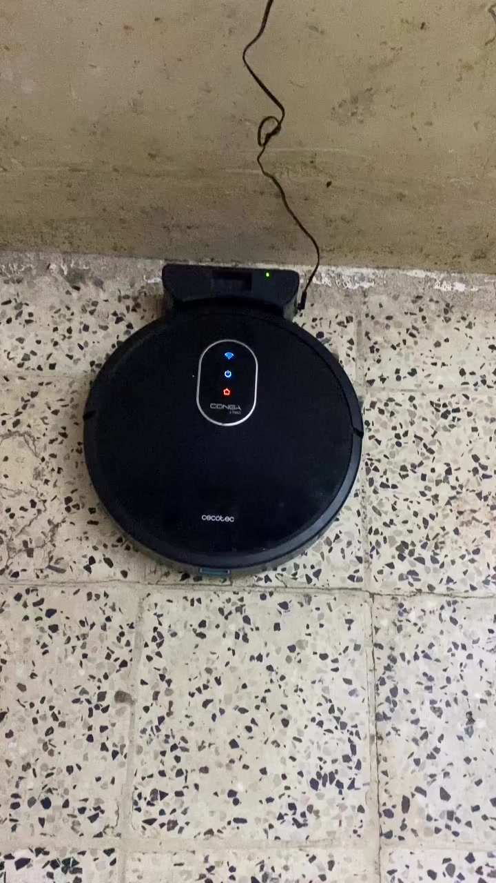 البيع ربوت كامل بس نقص بتري سعر 35.      الف ***********
