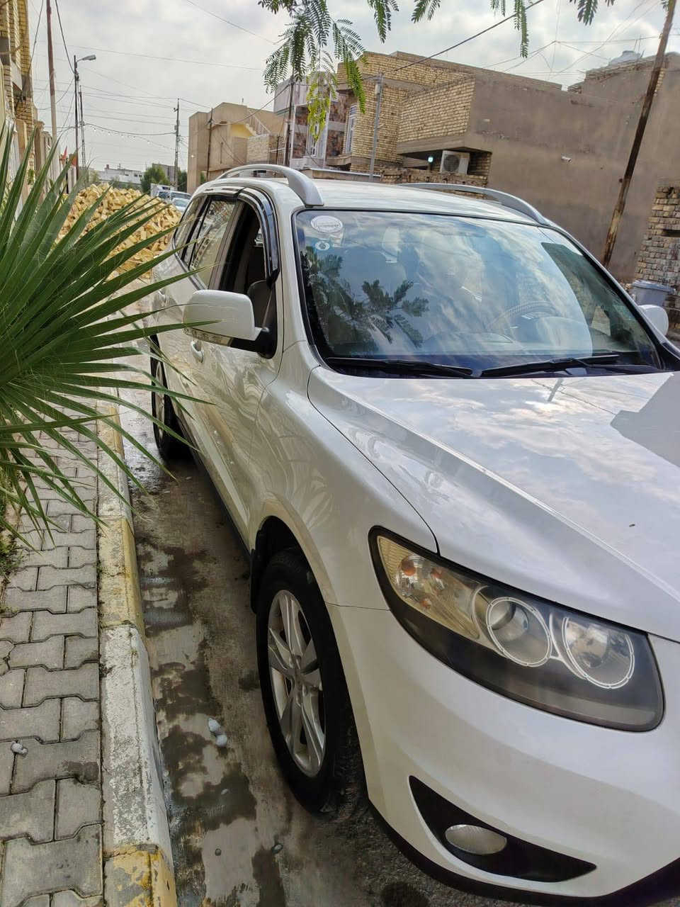 السلام عليكم
سنتافي خليجي  2012 للبيع  حجم المحرك 6 سلندر للبيع مكفولة كير ومحرك وصبغ بيها طخة بسيطة يم البك لايت 
للتواصل الاستفسار عالخاص او الاتصال على الرقم
 ‏‪***********‬‏ متوفر واتساب
السعر 165 وبي مجال
