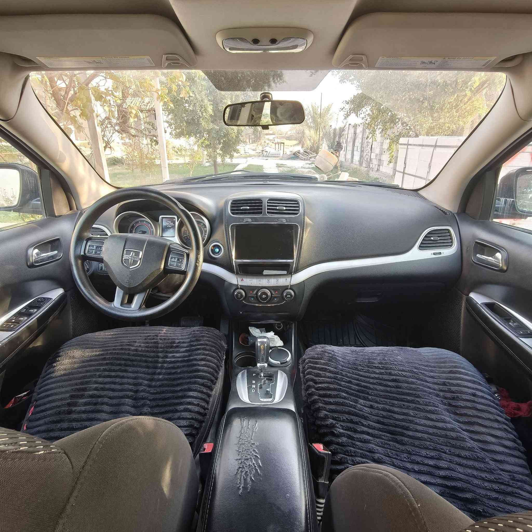 جورني ٢٠١٤
٦ سلندر 
٧ راكب ٣ قطع تبريد 
ضربه دعاميه بصف الجاملغ 
سعر ١٢٥
***********
