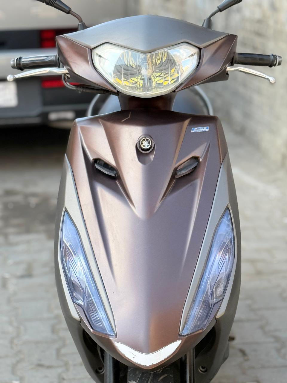 سلام عليكم
اكزز z 
دراجة جديدة جداً 
ومابيها اي نقص 
كبل تشغل وتتوكل 
ناعمة مينسمع صوتها 
مكفولة 
وين ميعجبك وديها 
ماشية شي قليل 
كلها شغالة 
مابيها اي عيب 
سعرررر مليون 100 
وبيها مجال للطيبين 
مكاني بغداد 
للاستفسار 
***********
اتصال فقط
