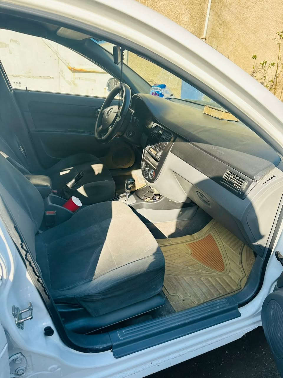 سلام عليكم 
اوبترا 2011 رقم بغداد الماني باسمي 
مكينه كير حدادية على الفحص 
بيهه بيه مكانات 3 صبغ بسيطه بدون حادث قوي 
شواصي لغود مكفوله  
السعر 80 ورقه وبيهه مجال 
العنوان بغداد البلديات مضمار العابد
للتواصل رقم صاحب السيارة   ‭0772 711 4726
