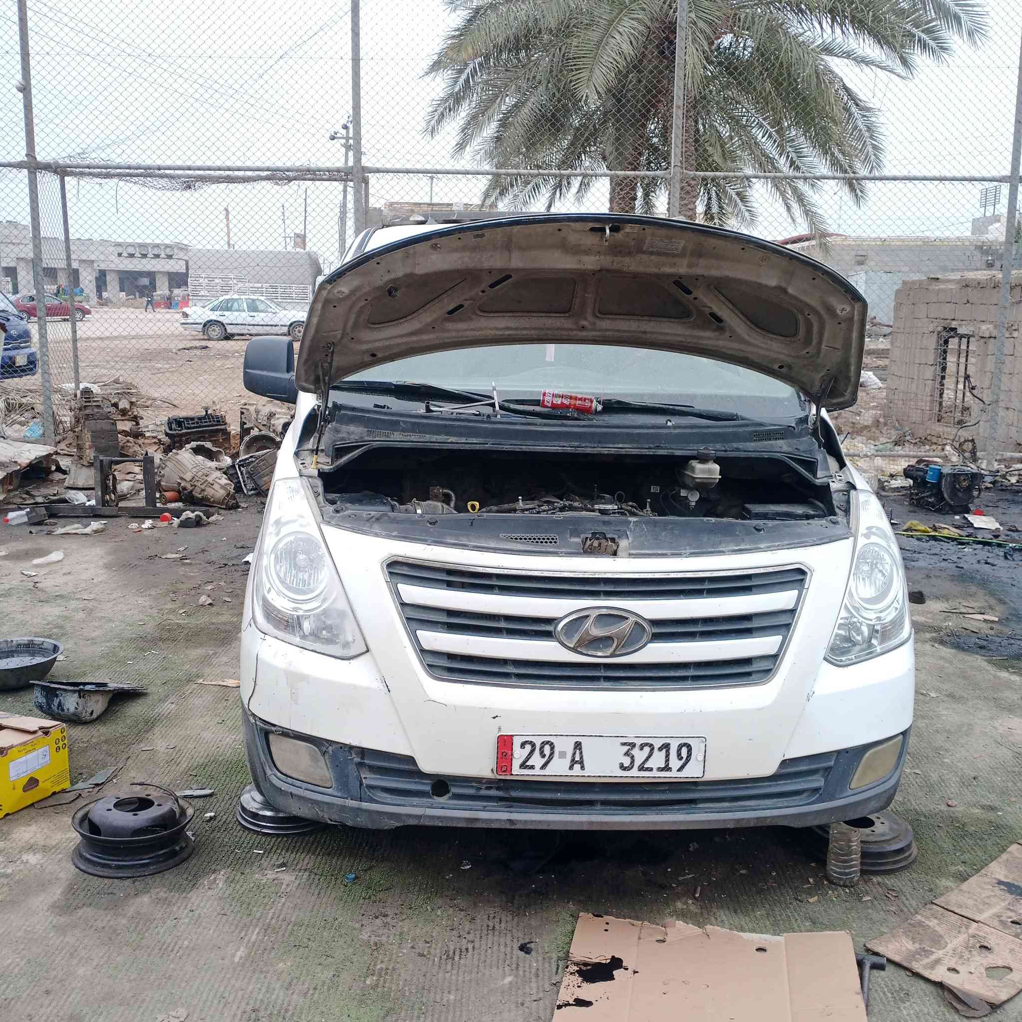 بيع مستعجل السياره كايمه السياره يم الفيتر ما عندي فلوس تصليحها موديل 2008 رقم نكليزي بسمي السياره مكان القاسم المو شراي لا يخابر ***********
