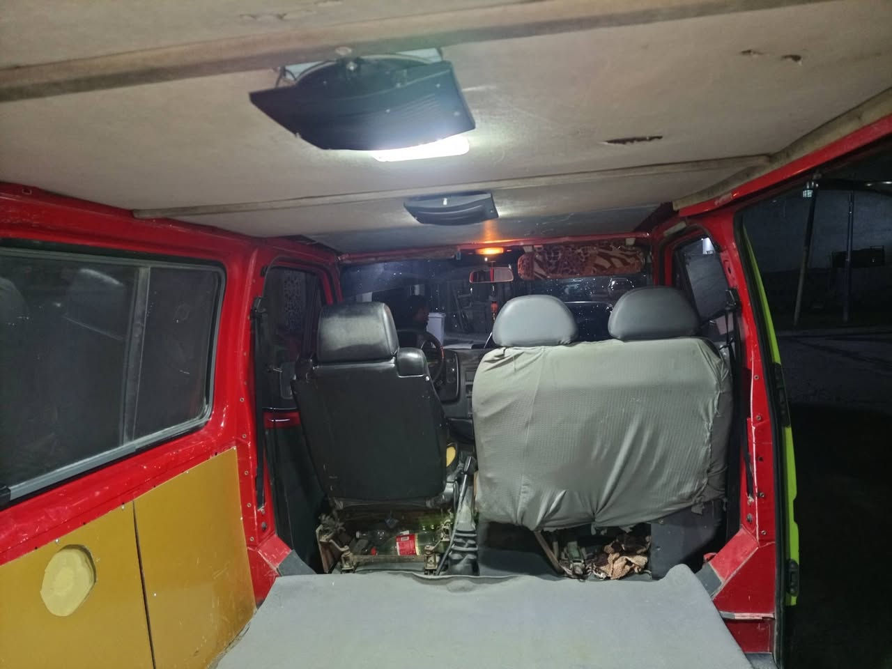 السلام وعليكم سياره مال اشتراك جاهزه من كلشي رقم جديد وايرمنيه كامل محرك كير جدد السعر 30 للاستفسار ***********
