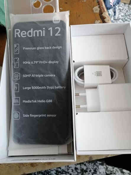 السلام عليكم جهاز للبيع ريدمي 12 مستخدم قل اسبوع مراوس وبيع الذاكره 256 السعر 160 الشراي يتصل *********** الحناكية
