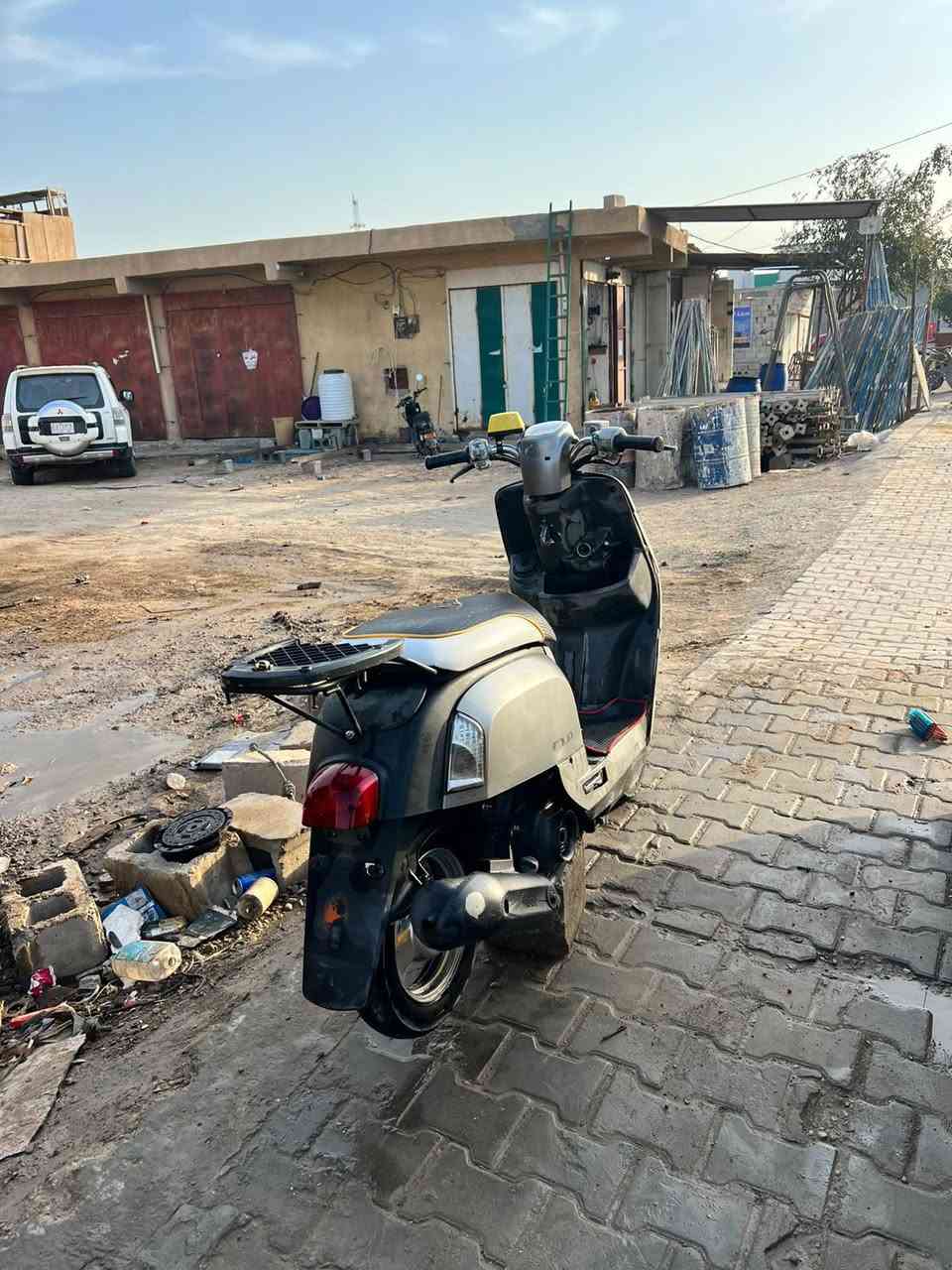 سلام وعليكم شباب
__دراجه بوليس للبيع__
__دراجه كابريتر__
__كهربائيات كامله__
__مكفوله مكينه وكفرات__
__دهن اصلي__
__ترايك وين ميعجبك__
__زنون ابيض وسكن احمر+تحويله زنون اصفر وبنفسجي_
__اشاير٤شغاله__
دراجه كامله شباب وبلعافيه ع لياخذها
مكاني بغداد ليوسفيه📍
رقمي/‏‪***********‬‏/بي واتساب
لسعر 525وبيها مجال ولشراي يدلل 
ترهم مراوس مع فرق
ملاحضه لوياله صابغهن سلفر 🤍
