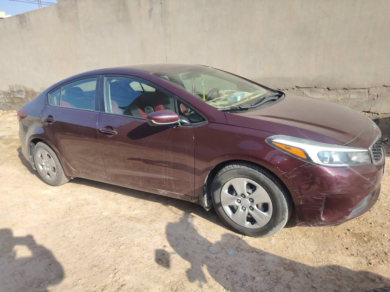 السلام عليكم ورحمة الله وبركاته اخوان فورتي ١٨ ماشيه ٨٢ السياره جديده كولش استخدام شخصي رقم بغداد تحويل ثاني يوم رقم انكليزي ببيه باب الصايق صبغ ولي وره الصايق هم صبغ ولمجاملغ هم صبغ أثر شخوط يعني ٣ قطع بيه للاستفسار الاتصال على ***********
