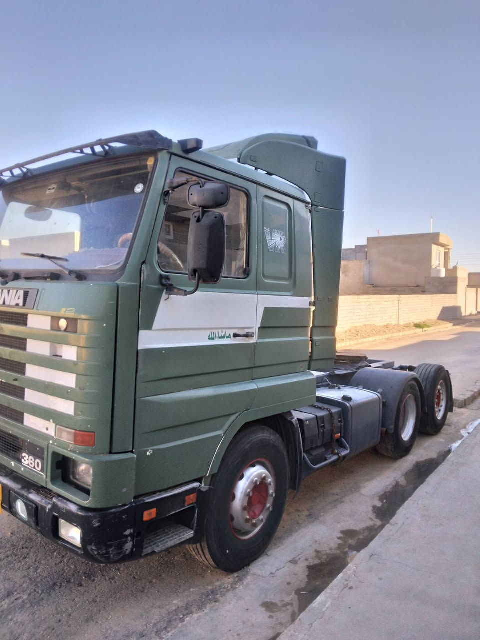 السلام عليكم
للبيع تريلة سكانيا بطه سنكل جوبليس 113 

موديل 1995 رقمه دهوك تحويل شرط 

مكينة فحمي 

الكير 900

شاصي 10

بم عادي 

عربانة ثلاثة محاوير أوربي طخم تواير 11 R

رقم الهاتف / ***********

العنوان / محافظة نينوى/ قضاء تلعفر
