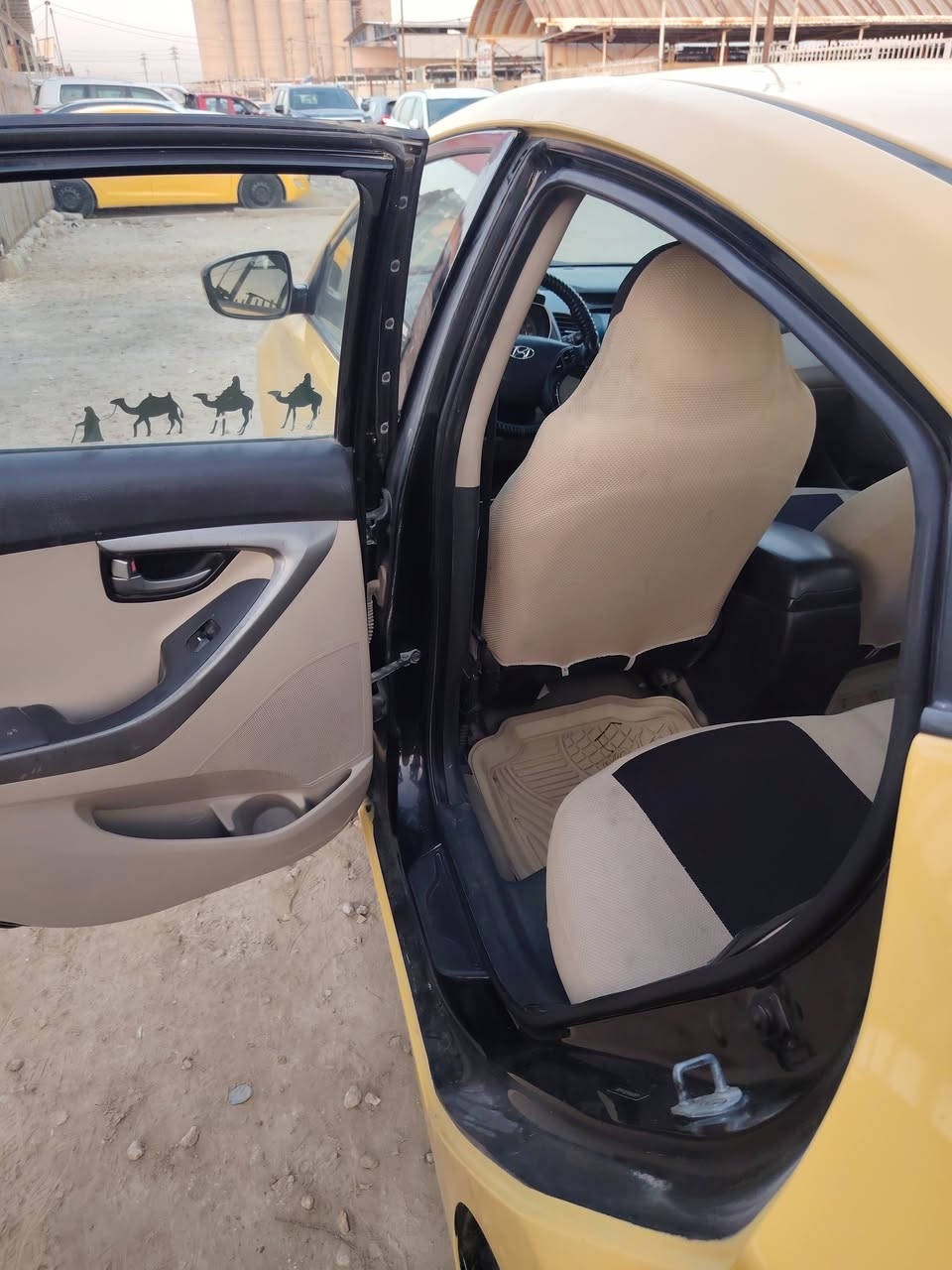 سياره للبيع النترا موديل ٢٠١٦ وارد أمريكي فقط بس قبق الجنطه مكان دوانيه مكينه كيرشرط سعر110بيه مجال بصيط رقم صاحب السياره ***********
