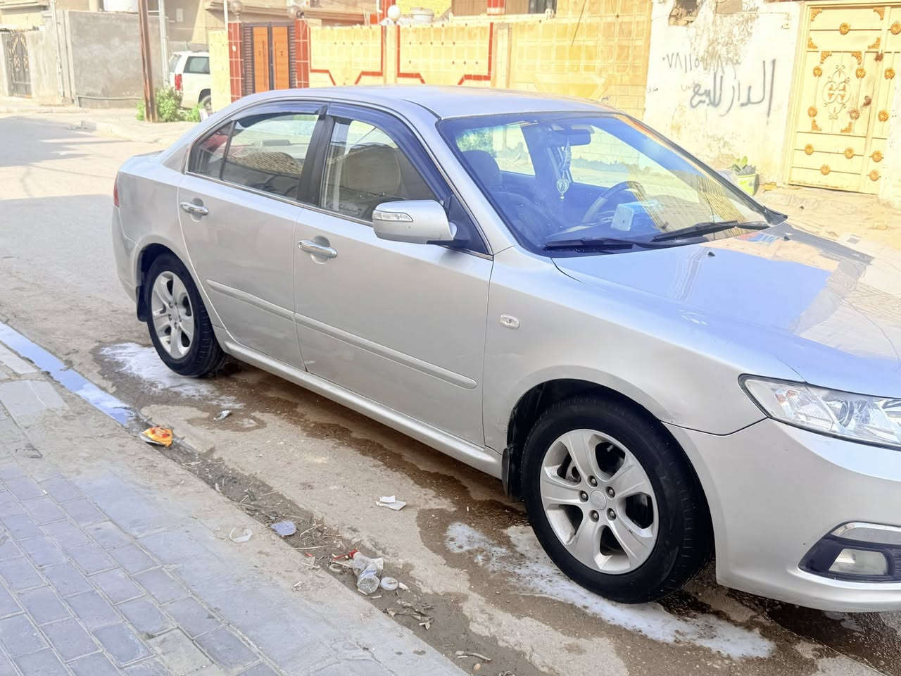 للبيع اوبتيما 2009خليجي مكينه 2000 كير مكينه تبريد حداديه هزه جديده رقم بابل بسمي سياره مشروع وطني جاهزه سياره بيع او مراوس سياره مكفوله من ضربه والفتح والتبديل بيه مكانات صبغ بس سعر 98مكاني سماوه اتصل ***********
