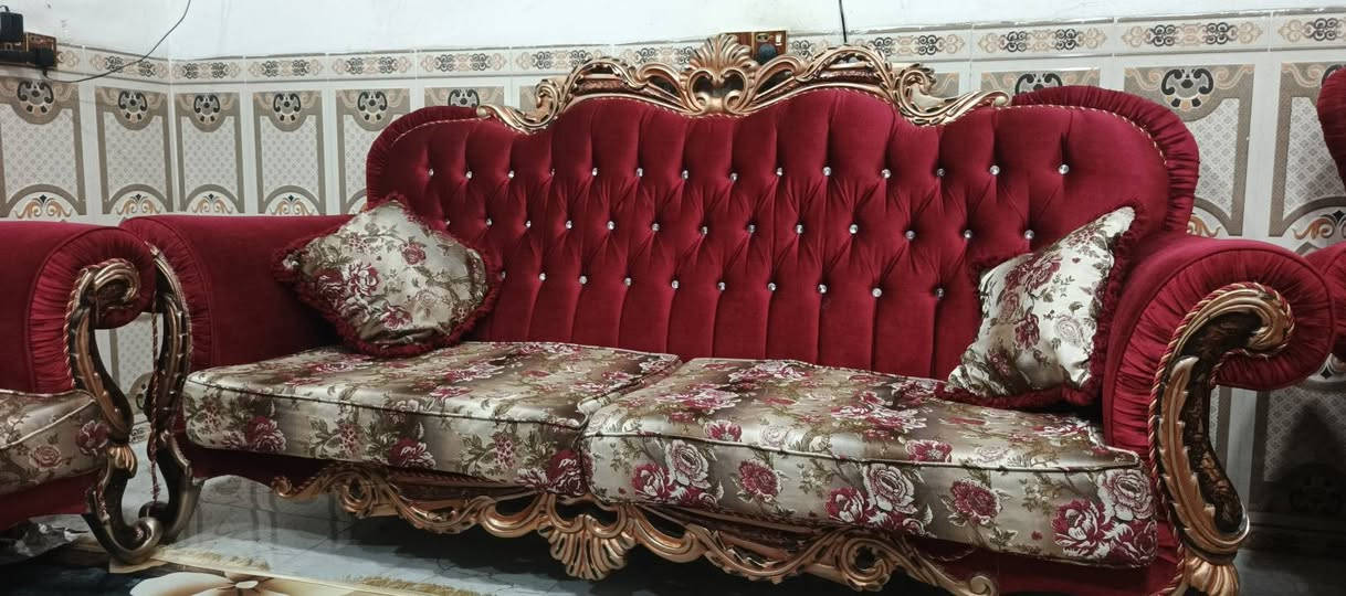 السلام عليكم تخم ملكي  كرويتات 2 اربع كراسي  اذا اكو امراوس الاستفسار خاص


**إذا كنت صاحب هذا الإعلان وتريد حذفه لأي سبب، رجاءا أرسل رسالة إلى الدعم الفني**