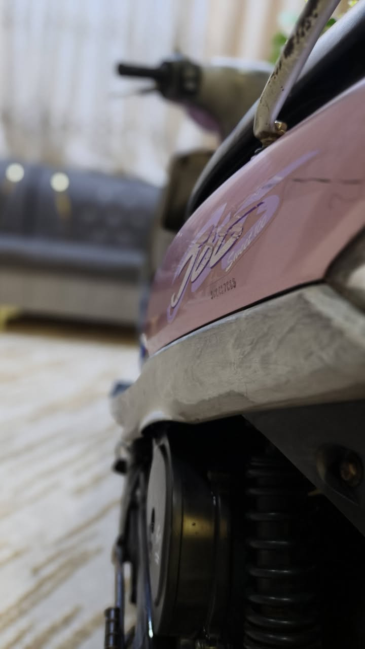 سلام عليكم دراجه منغولي حاوية صارله شهرين من طالعه مامفتوحه دراجه نضافه من حيث مكينه وكفرات ختم واحد السعر خاص ***********
