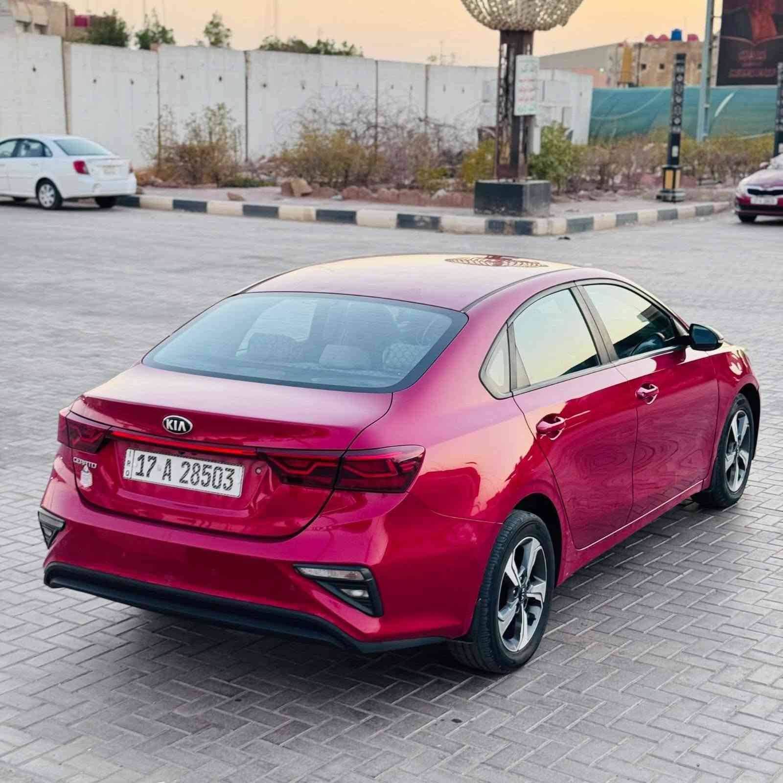 سيراتو 2019 #خليجي حره #بأسمي شخصيآ نص مواصفات شاشه وكامره وقطعتين تبريد فول تحكم ستيرا ويلكب اشاير بلمري سياره جاهزه مكينه وكير وحداديه كله عشرط #سونارها بالمنشور #سعرها ١٢٨ 
للستفسار ***********
