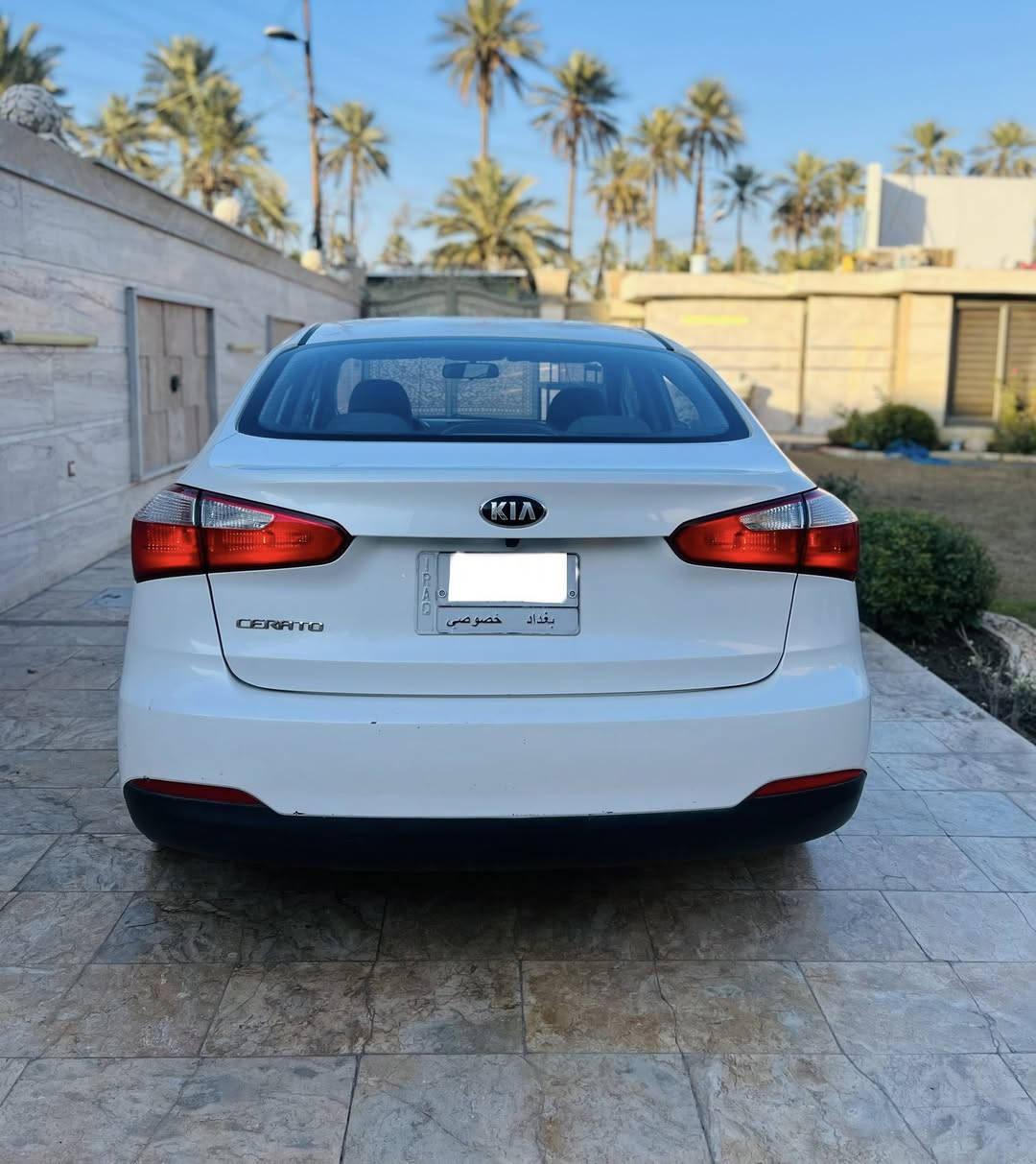 السلام عليكم 😎🔥💐 بيع فقط 
كيا سيراتو 2016 خليجي 
رقم بغداد سنويه ل 27 تحويل مباشر ب اسم المشتري 
كفاله عامه من الصبغ 
عداد المسافه 131 الف 
المواصفات 🔰📋 عاديه 
سويج رريمونت 
محرك 1.600 دوش 
شاشه 
كامره خلفيه 
تحكمات 
مري شفط + اشاره 
حاجب لد 

 📍 مكان السياره / بغداد الكاظميه 

📞 ***********

📞 ***********
