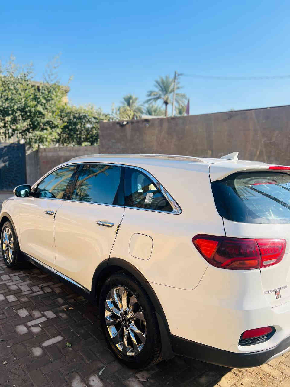 سلام عليكم 
للبيع كيا سورنتو 2020
كفالة عامة رقم بغداد دولي بأسمي وتحويل ثاني يوم ،،سبعه راكب مكينة 6 سلندر وباقي المواصفات معروفة …
 السعر.  275 وبيه مجال 
للأستفسار الأتصال على الرقم ***********
مكاني بكربلاء
