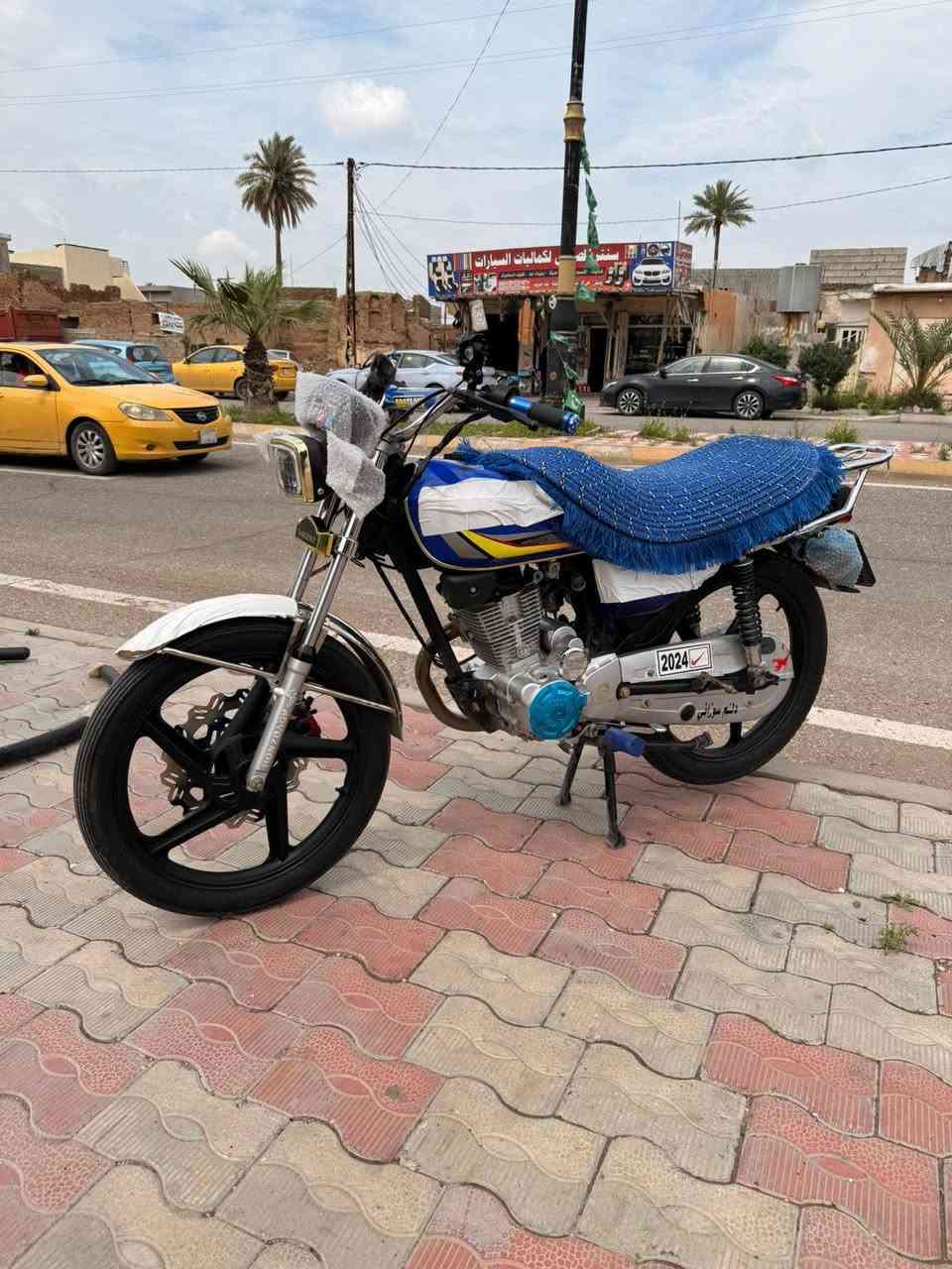 نامي برو للبيع او مراوس شعندك نزل 2024 200 اي نقص مابي مكينه مامفتوحه كهربائيات كله شغال تايرات جديد اي نقص مابيها سعرها ٦٣٠ وبي مجال بسيط وهاذه رقم ***********  عنوان خانقين
