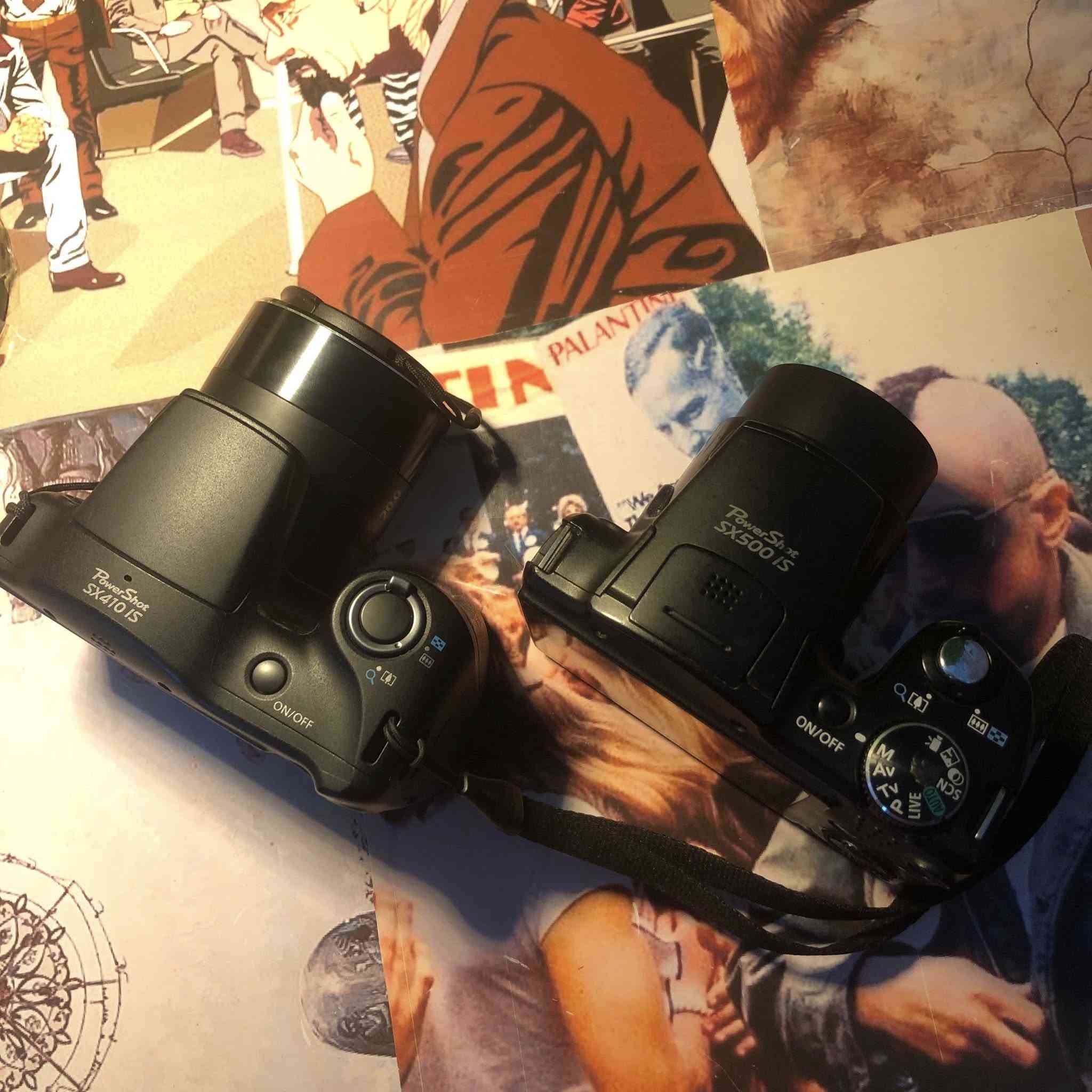 كامرتين زوم ثابت من كانون
الاولى Canon sx410 is 
40x zoom يوصل لل160x
20 ميكابكسل 
وياهة رام وبطارية وشاحنه ب160 
الثانية Canon sx500 is 
30x زوم 
16 ميكا بكسل 
اعدادات تعديل اكثر نضافه 90%
وياهة كامل ملحقات 150 الف 
300 الف للاثنين 
توصيل موجود


**إذا كنت صاحب هذا الإعلان وتريد حذفه لأي سبب، رجاءا أرسل رسالة إلى الدعم الفني**