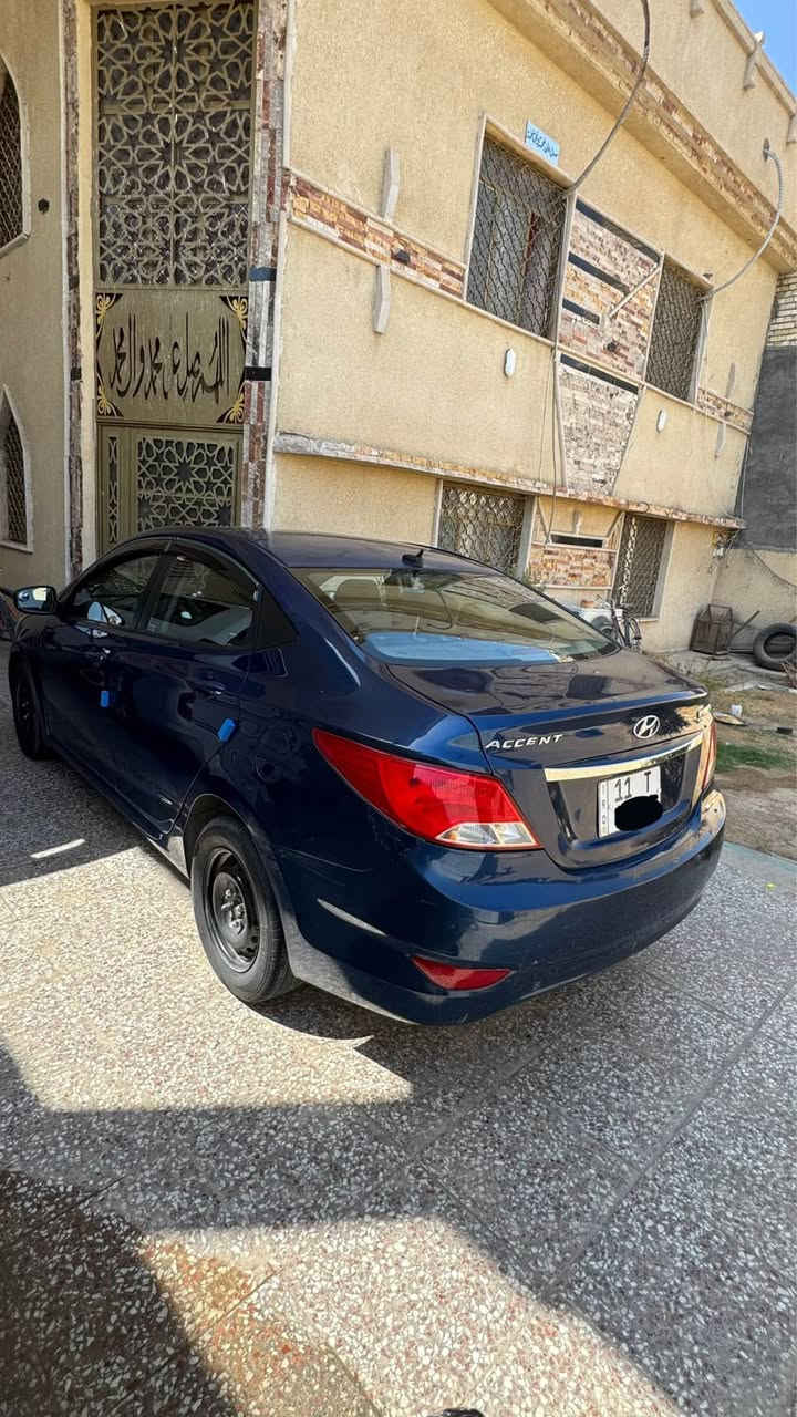 اكسنت 2016 وارد امريكا 
سياره حلوه ونظيفه
تخم تاير جديد
 صدر جديد 
دبل سويج
شاشه لمس
رقم بغداد الدولي الجديد
باسمي تحويل ثاني يوم 
بيها مكانات صبغ اني ابيع حزام 
ماواصله لا شاصي ولا داخل 
سعرها 85 وبيها مجال 
مكاني بغداد المحموديه 
*********** بغداد, العراق
