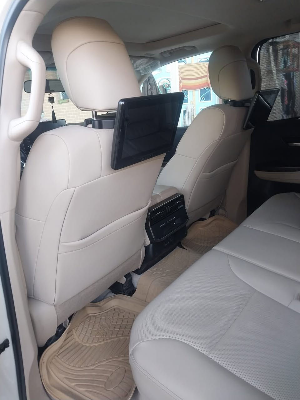 موديل ٢٤بأسمي رقم بغداد تنفس طبيعي فول مواصفات مكفوله من كل شي

رقم المبايل ***********
