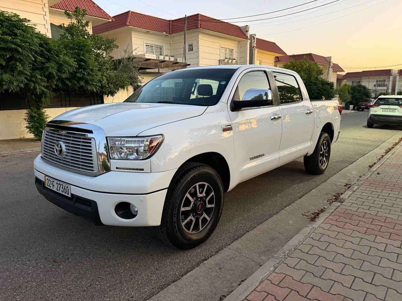 ❇️ تويوتا تاندرا موديل ٢٠١٢ للبيع

🛑 مكينة ثمانيه سلندر 5.7 مكينة لاندكروز ولكزس 

🛑 فور ويل ( دبل اكسل ) مواصفات لمتد فول مواصفات 

🛑 السيارة داخلة للعراق كلين موجود تقريرها وصورها راسلني ادزلك التقرير 

🛑 بالعراق صار بيهة طخة بسيطة يم باب الخلفي عكس السايق معدل وبيهة تكحيل 

🛑 الباقي كلة بشرط ( كير مكينة تبريد اكسل شاصي ) سيارة كلش حلوة ونظيفة تخم تايرات جديد مشلن اصلي 

🛑 السيارة رقم اربيل ومكانهة اربيل هزة وفحص وسنوية جديدة باسمي 

🛑 سعر ١٨٥ ورقة 

🛑 رقم تلفون 

                       *********** 

                       *********** أربيل, العراق
