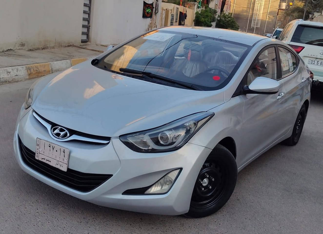 هونداي النترا مديل ١٦ رقم ذي قار خليجي حره تحويل  بسمي  السياره كفاله عامه ضربه صبغ تبديل ماعده  رشه خفيفه بطرف جاملغ الأمامي مسويه عله كدها محرك 1600 دوش مواصفات نص فول  كير محرك تبريد حداديه كل جاهز.   استخدام شخصي سياره مجهزه عله اخر حبايه السعر 117 ***********  مكان سياره ناصريه
