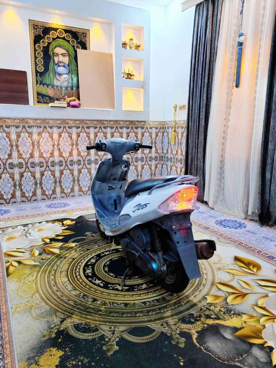 للبيع ماكس حاويه رمبه دراجة جديده وجاهزه مال جناي شرط على وضع البلاد سلف هندر كلشي بلاد 49 مكينه بالكارتون كهربائيات كله شغاله السعر 750 وبيه مجال رقم الهاتف *********** مكان بصره القرنة, البصرة
