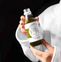 �✨ زيت الحشيش الأفغاني الأصلي ✨🌿 سر الشعر الطويل والكثيف 🤍  ✔️ يساعد ع...