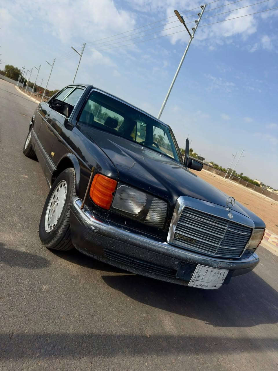 سلام عليكم سيارة للبيع 

مارسيدس رئاسي 300 موديل 1987 

تخم تاير جديد حدادية جديدة

تبريد شغال مكينة محور 3000 ديلكو

رقم بغداد بأسمي السيارة 

مكاني ميسان العماره 

السعر 55 وبي مجال بسيط
اتصل وبالخدمه
***********
