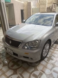 كراون شاهينه • تسجيل بصره • كفاله