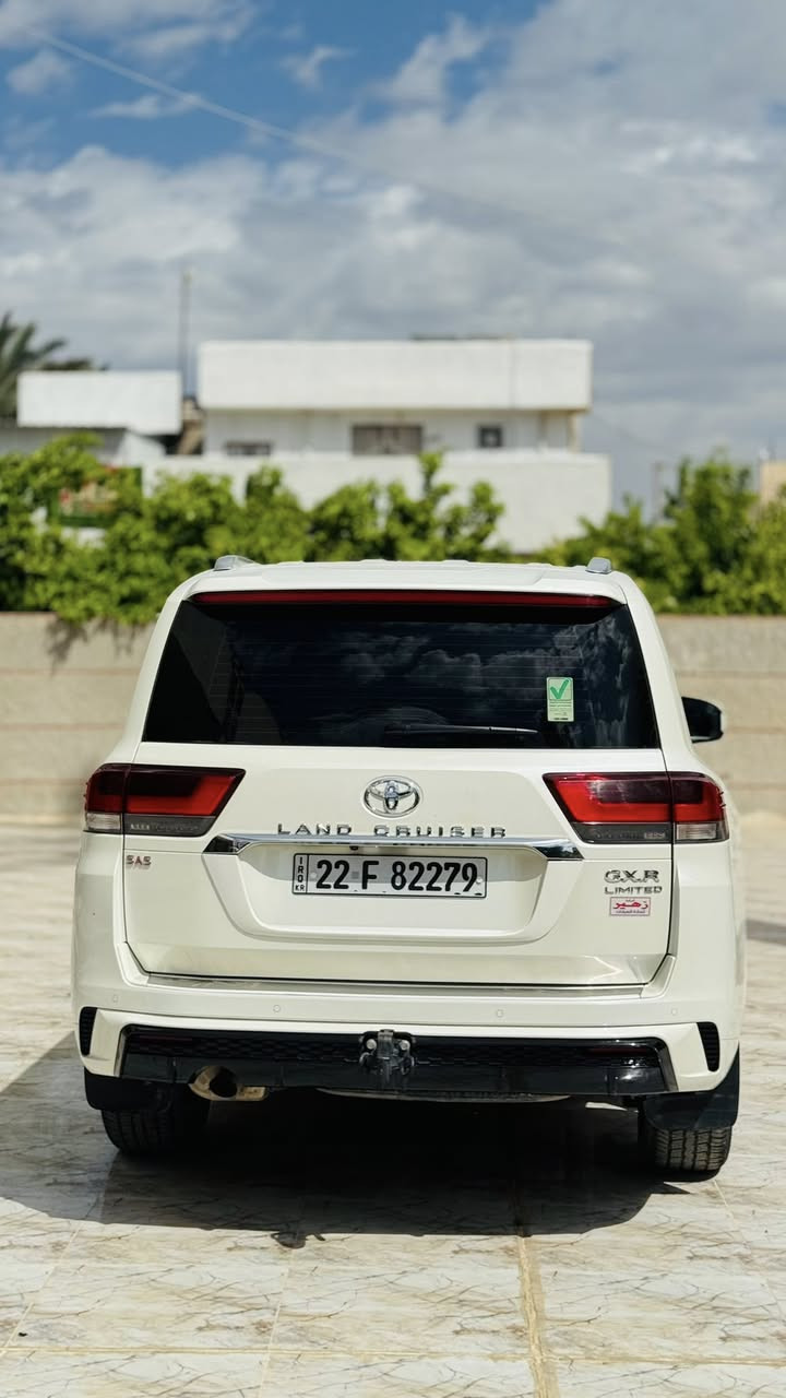 لاندكروز 2023 مكفوله كفاله عامه رقم اربيل بسمي ساز لمتدد اصل فول موصفات 1/1 صندوق كهرباء كشنات كهرباء وجلد وبارد شاشات خلفيه سايد بريك دكمه واير لس سعرها 648 بيها مجال ***********
