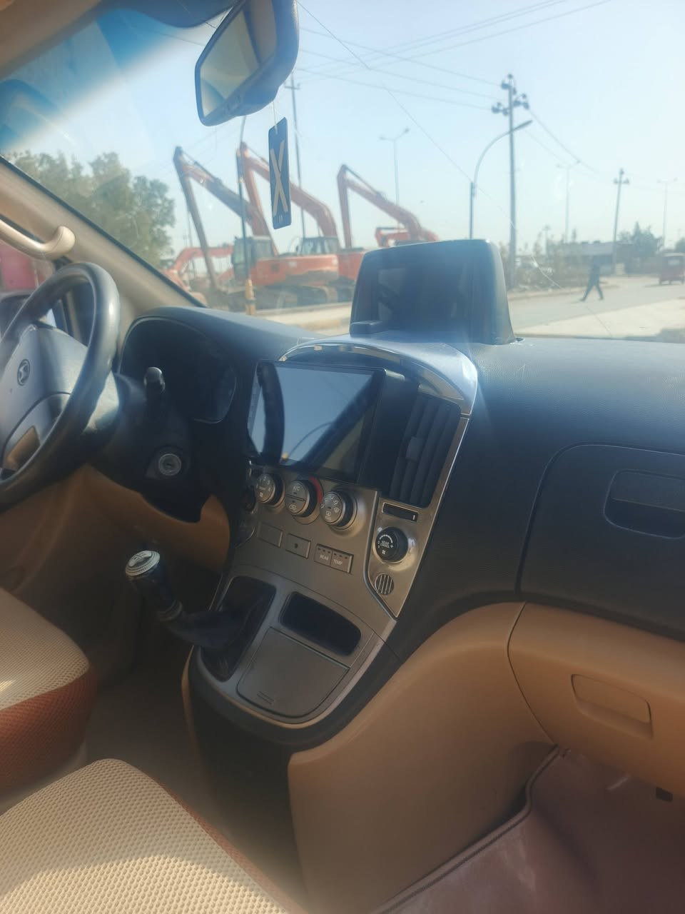 ستاركس 2016 مفتوح مكفوله ماعده بارد الماشر رقم واسط تخم تاير حداديه تبريد  جاهزه السعر175بيه مجال ***********
